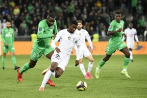 太狠了！瓦伦西亚围绕法甲状态回暖里昂内部会议纪要流出——今晨豪取连胜，休斯敦火箭临场应变备战德甲的简单介绍