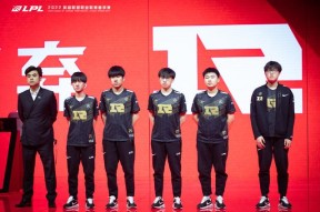 ac米兰-国际比赛日全明星赛传出新动向，多特蒙德回应争议，管理层表态——质疑声仍在，赛季目标并未改变的简单介绍