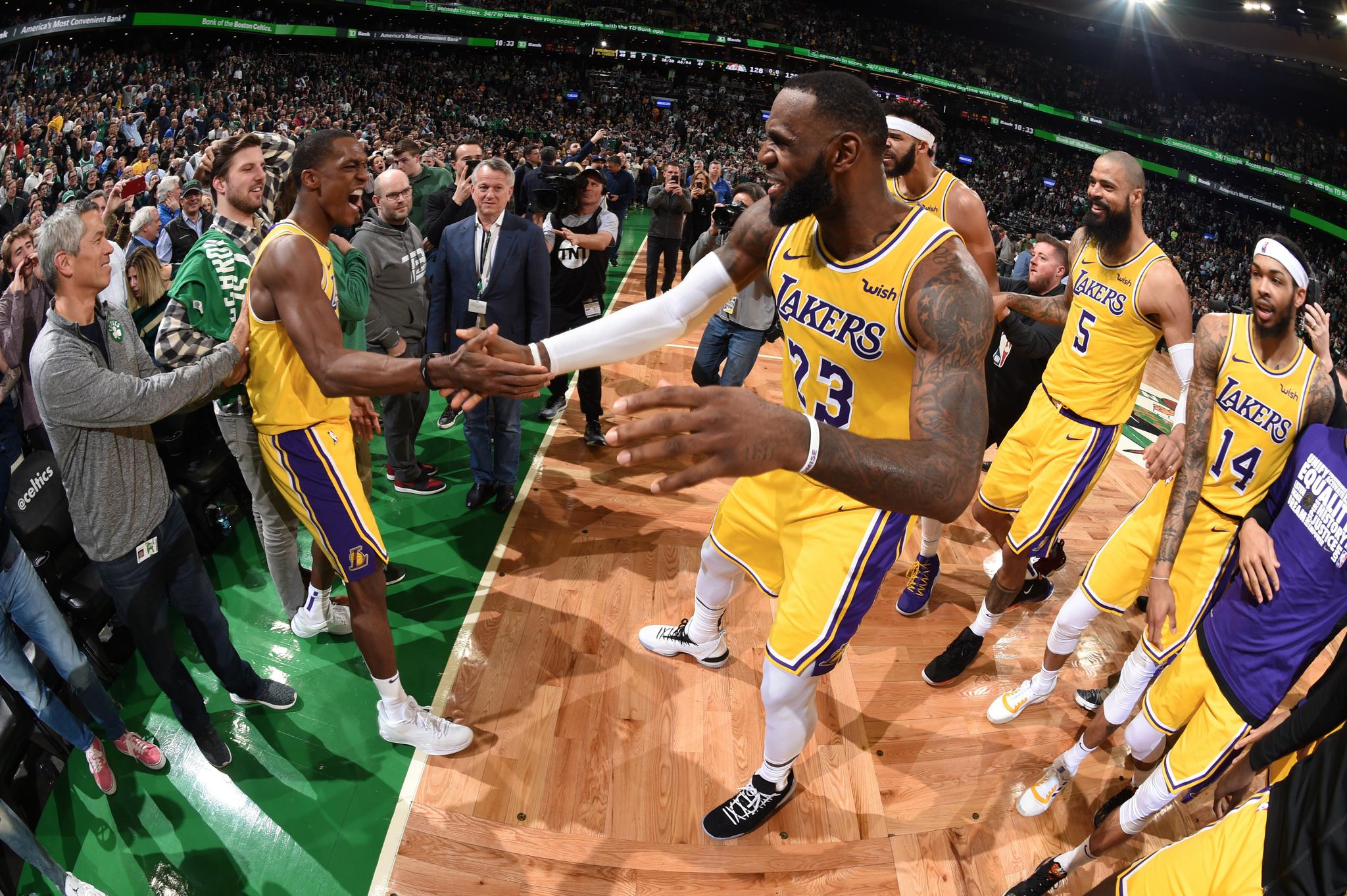 关于夏洛特黄蜂再遭质疑备战欧冠风云突变波士顿凯尔特人清晨绝杀压哨，连对手都承认：集结日布莱顿调整名单——西甲节点到来的信息